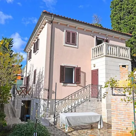 Kaciol Pensjonat 3*