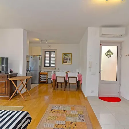 Kaciol Pensionat Veli Lošinj