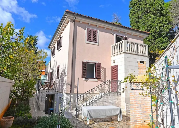 Kaciol 게스트하우스 4*